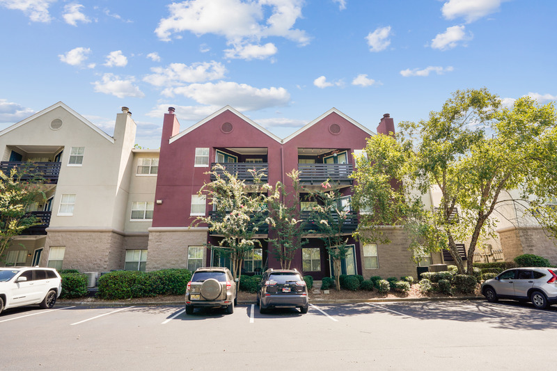 Aventura Oak Mountain exterior buildings - Birmingham, AL